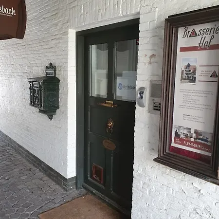 In Gemeinschafts-ferienwohnung Brasserie Hof Homestay