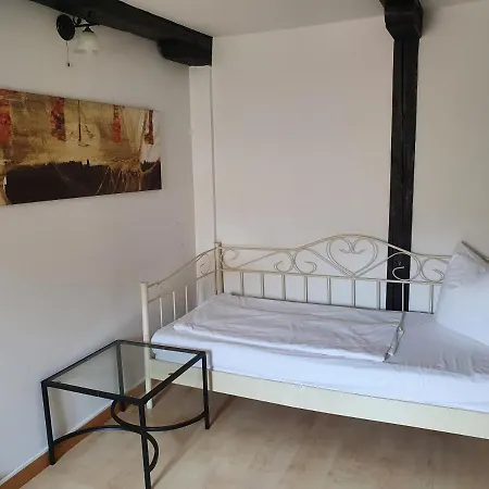Homestay In Gemeinschafts-ferienwohnung Brasserie Hof