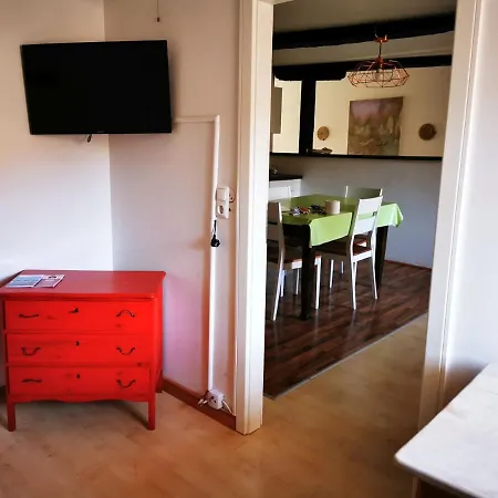Homestay In Gemeinschafts-ferienwohnung Brasserie Hof *